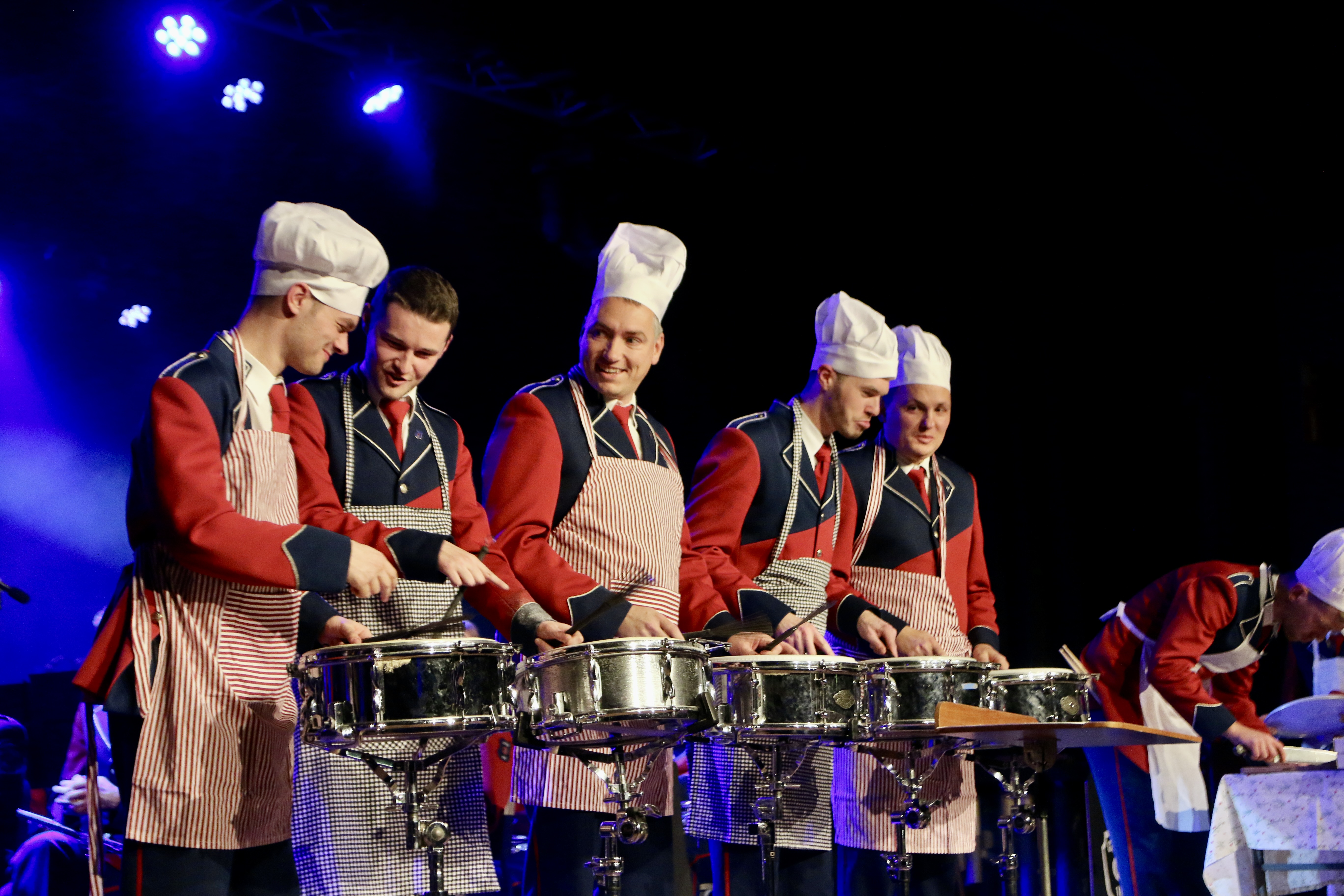 Theaterconcert 'Es vaandels koosjte kalle'