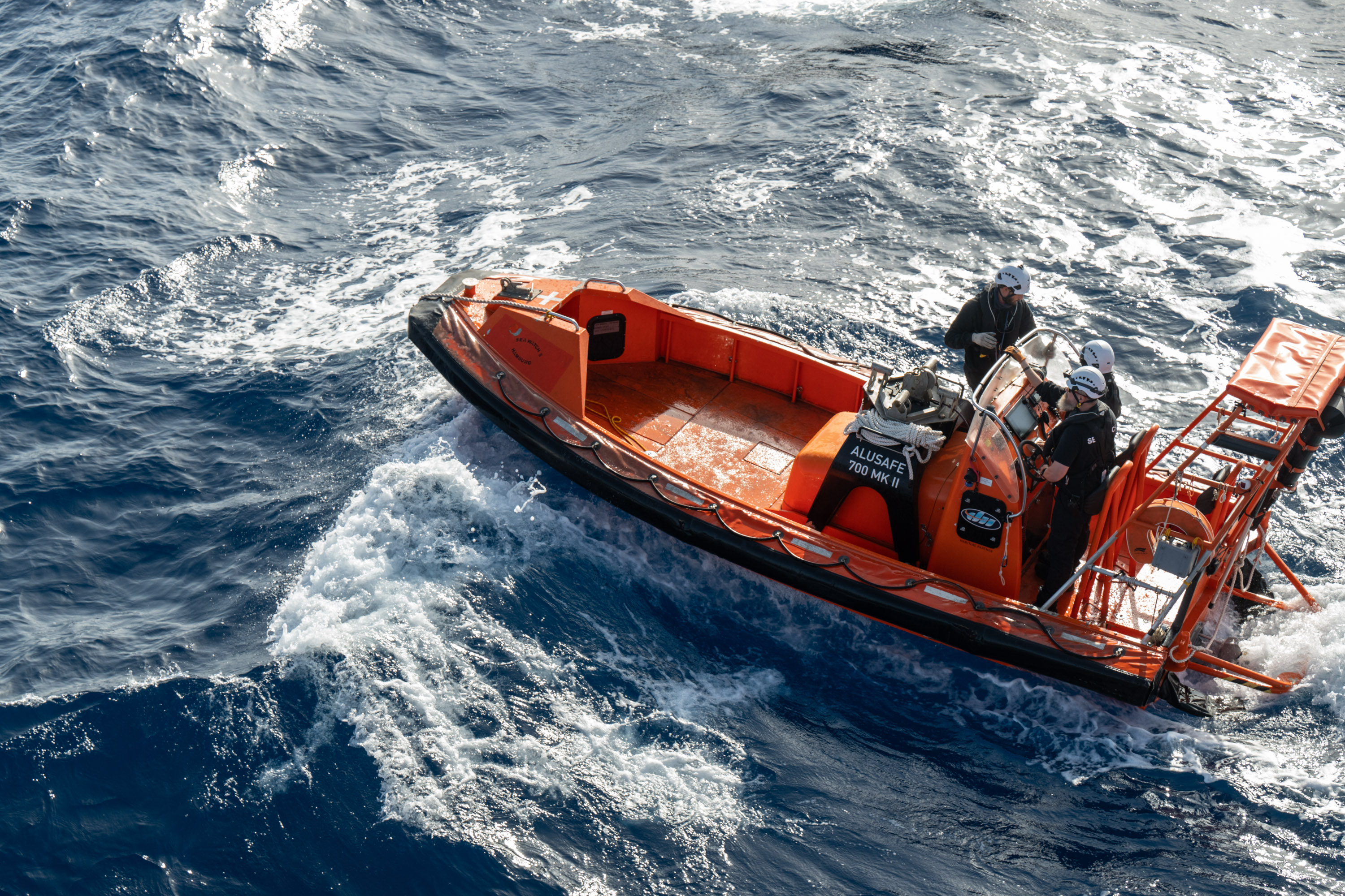 Lezing: kapitein op een vluchtelingenreddingsboot